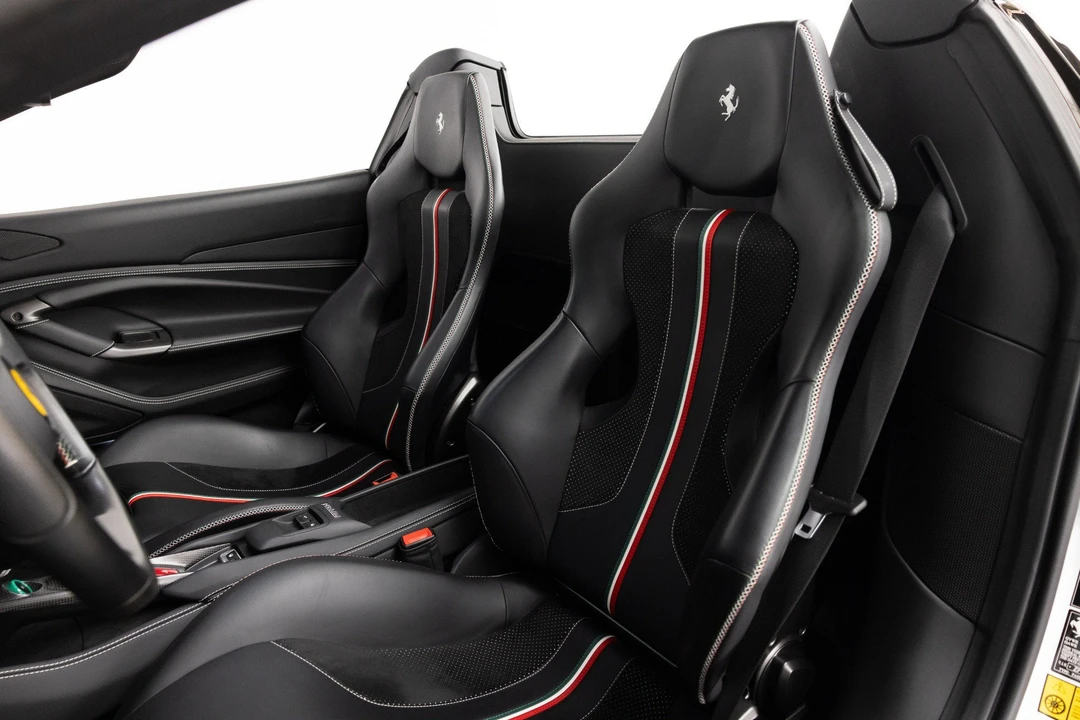2022 Ferrari F8 Spider - Image 3 of 31