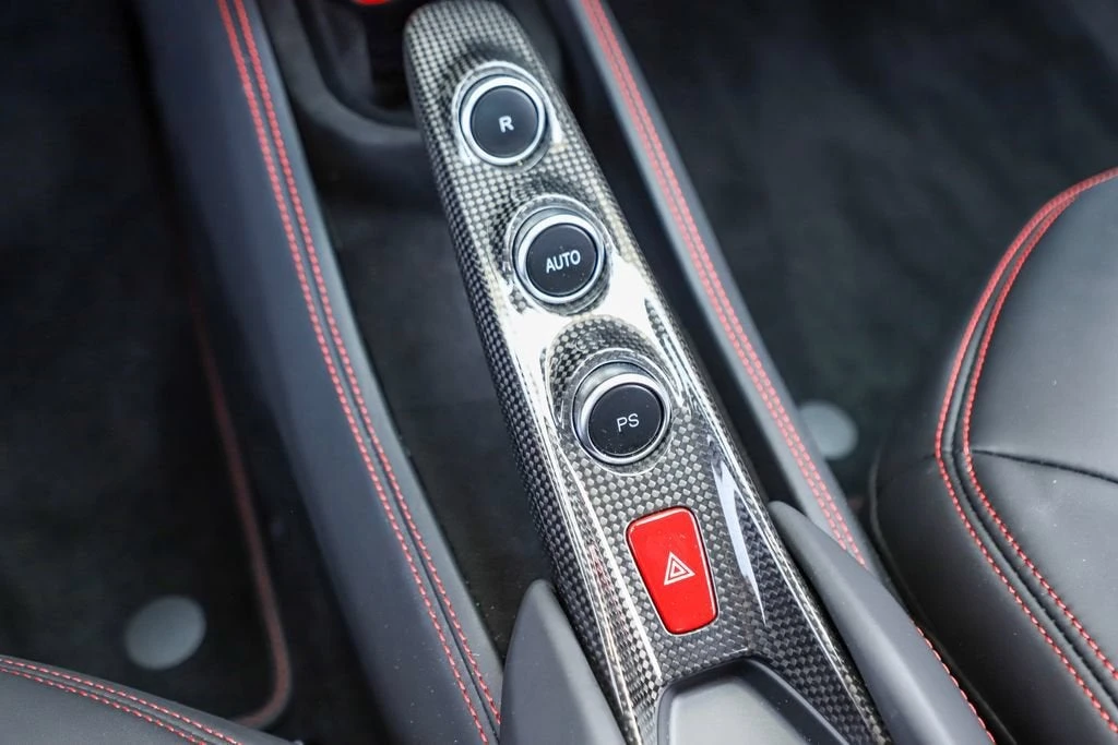 2022 Ferrari F8 Spider - Image 29 of 31
