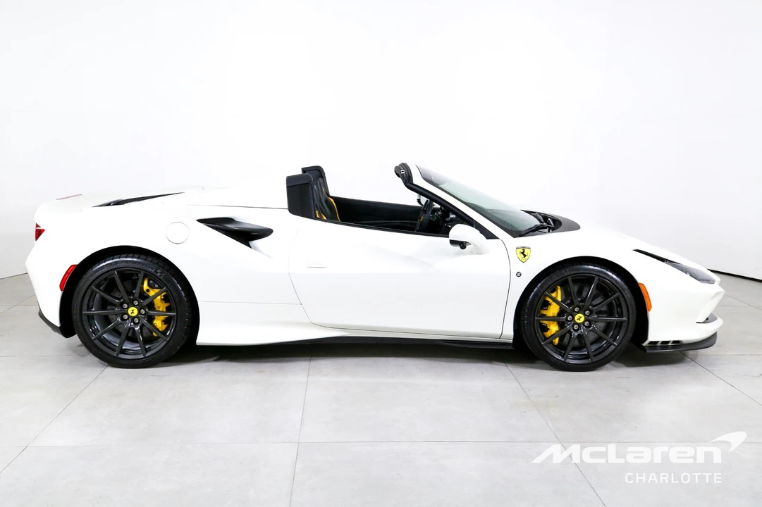 2022 Ferrari F8 Spider - Image 9 of 12