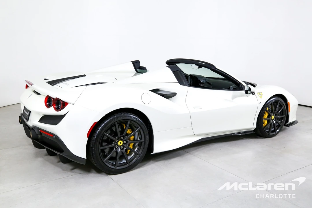 2022 Ferrari F8 Spider - Image 8 of 12