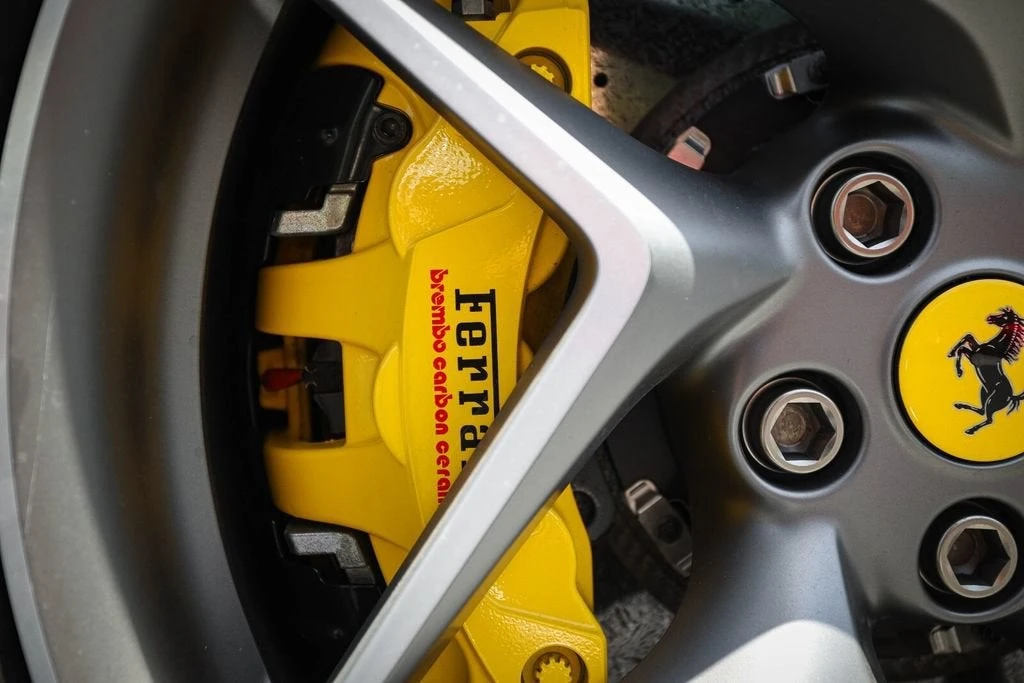 2022 Ferrari F8 Spider - Image 16 of 31