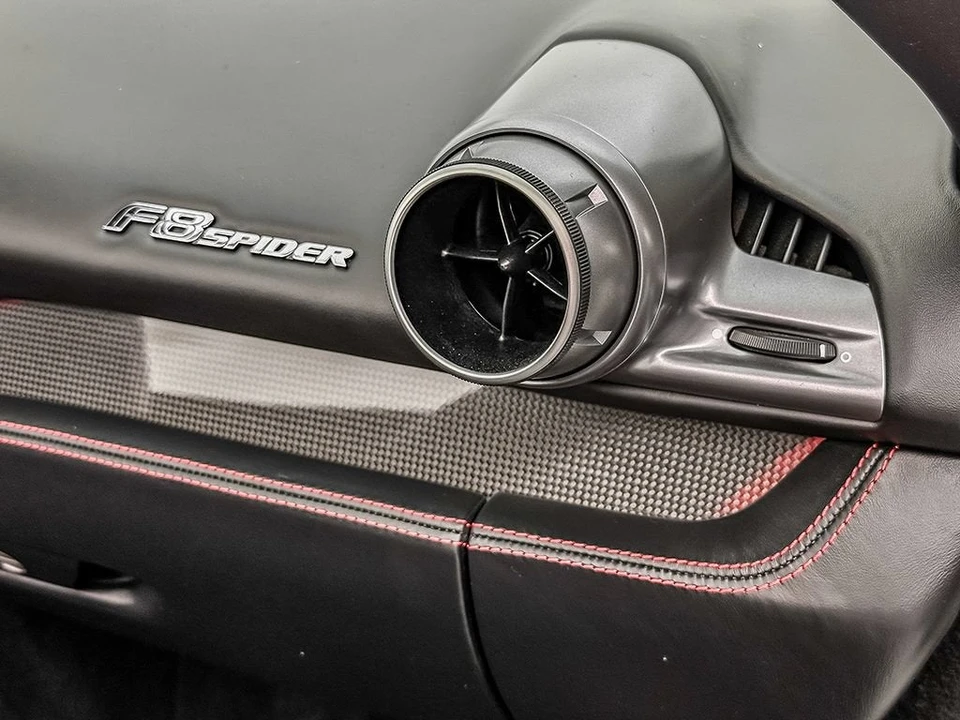 2022 Ferrari F8 Spider - Image 19 of 31