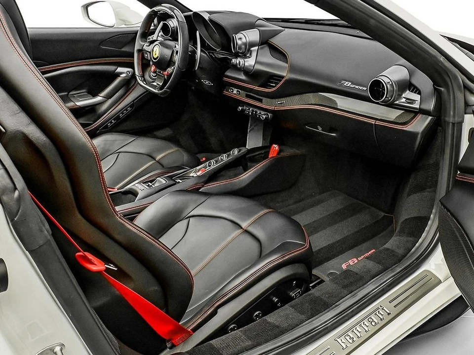 2022 Ferrari F8 Spider - Image 20 of 31