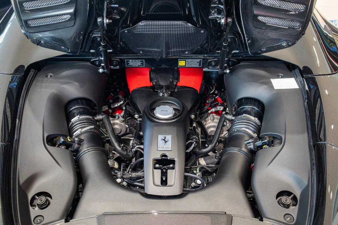 2022 Ferrari F8 Spider - Image 5 of 19
