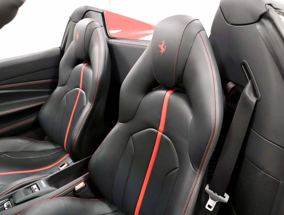2022 Ferrari F8 Spider - Image 21 of 31