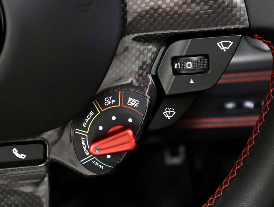 2022 Ferrari F8 Spider - Image 29 of 31