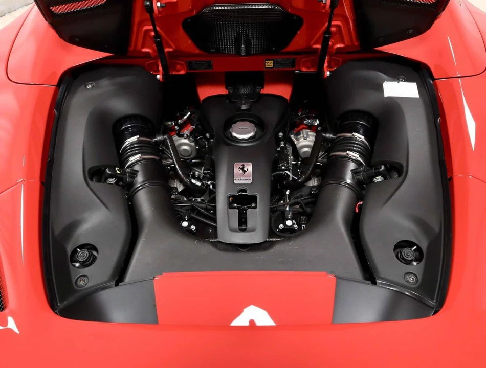 2022 Ferrari F8 Spider - Image 14 of 31