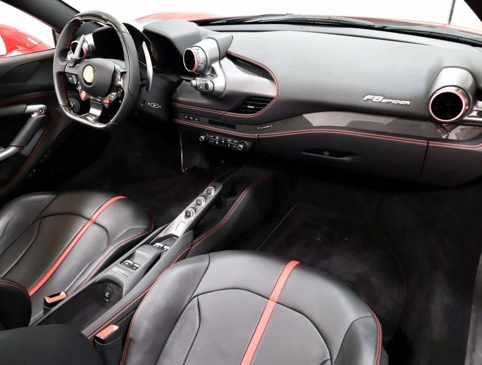 2022 Ferrari F8 Spider - Image 17 of 31