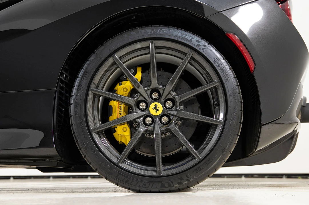 2022 Ferrari F8 Spider - Image 18 of 31