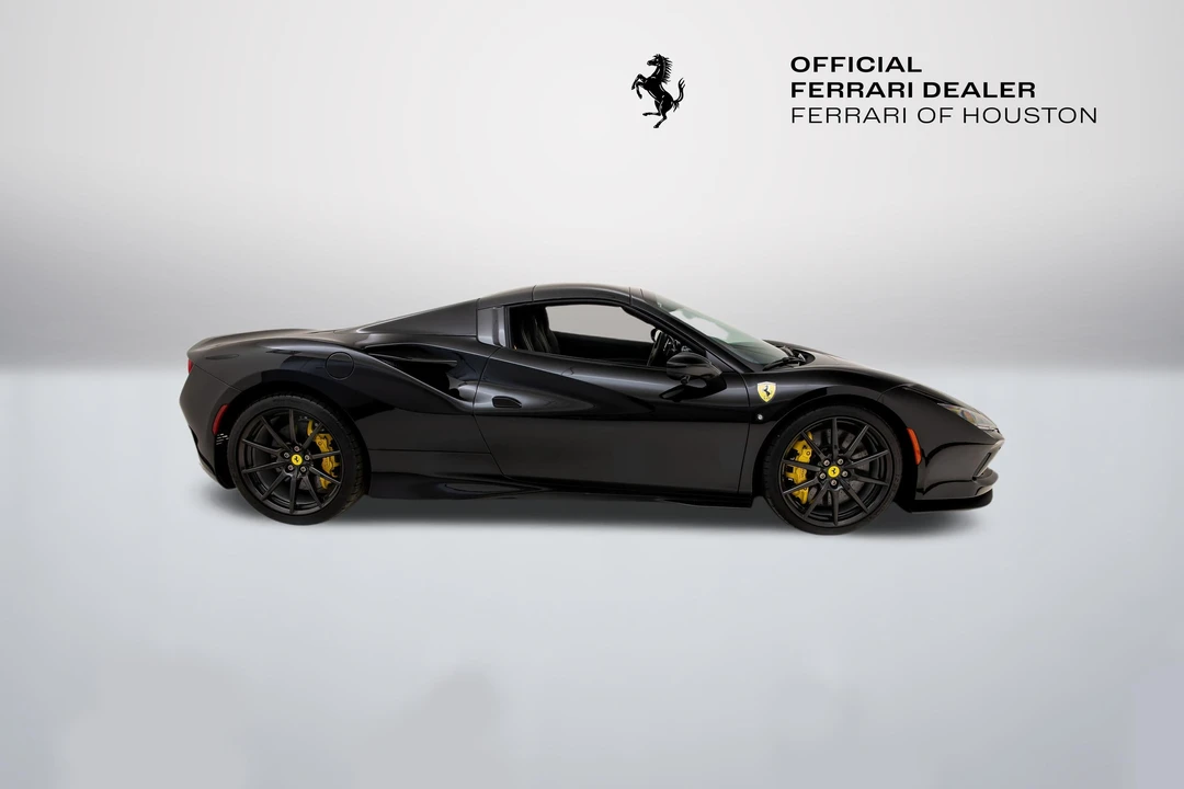 2022 Ferrari F8 Spider - Image 25 of 31