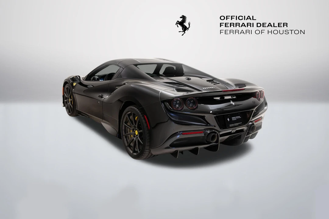 2022 Ferrari F8 Spider - Image 24 of 31