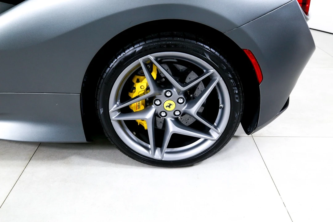 2022 Ferrari F8 Spider - Image 30 of 31