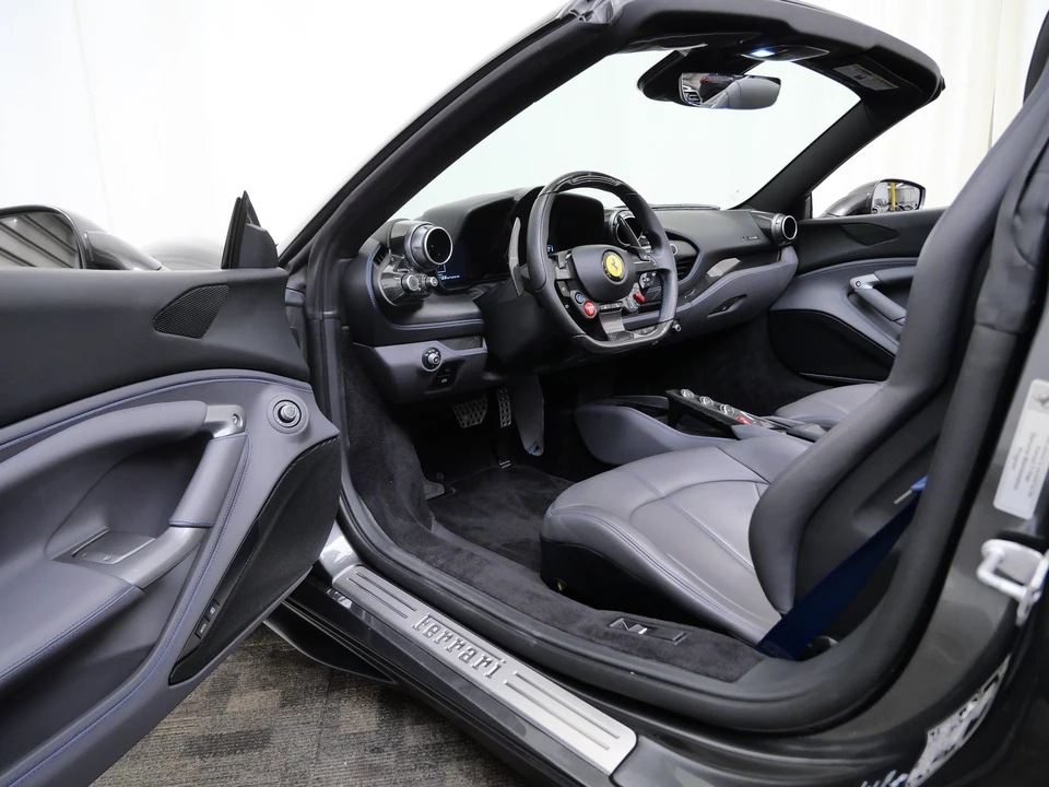 2022 Ferrari F8 Spider - Image 18 of 31