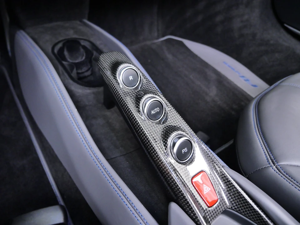 2022 Ferrari F8 Spider - Image 23 of 31
