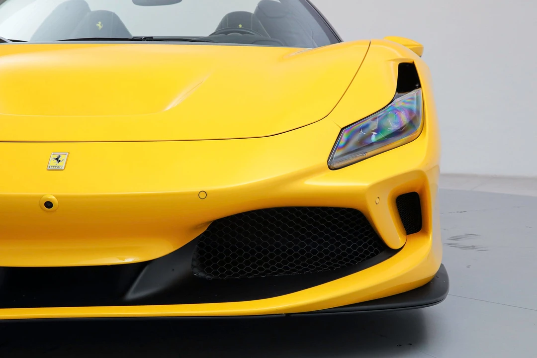 2022 Ferrari F8 Spider - Image 15 of 31