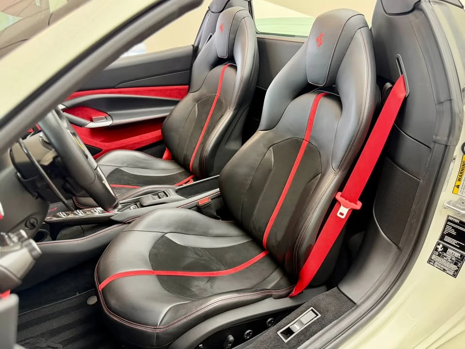 2022 Ferrari F8 Spider - Image 10 of 17