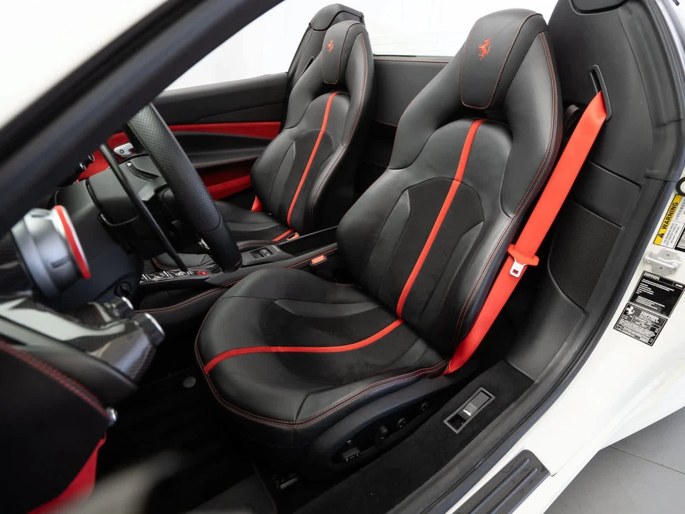 2022 Ferrari F8 Spider - Image 15 of 31