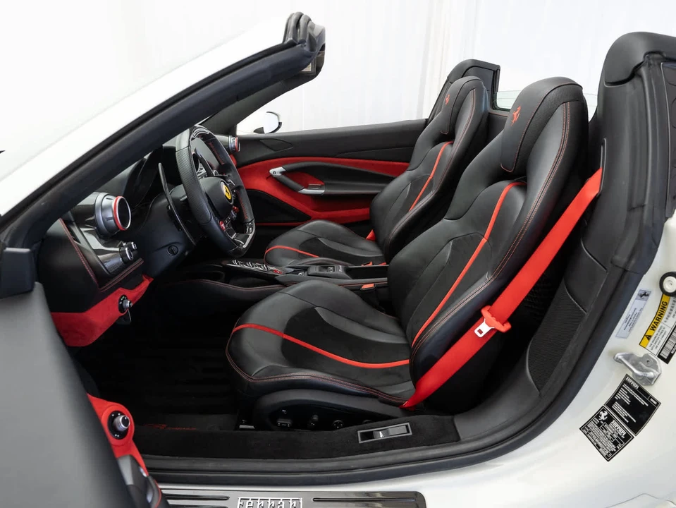 2022 Ferrari F8 Spider - Image 9 of 31
