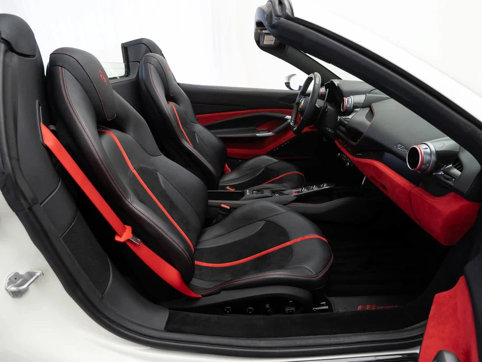 2022 Ferrari F8 Spider - Image 10 of 31