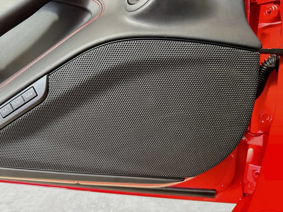 2022 Ferrari F8 Spider - Image 17 of 29