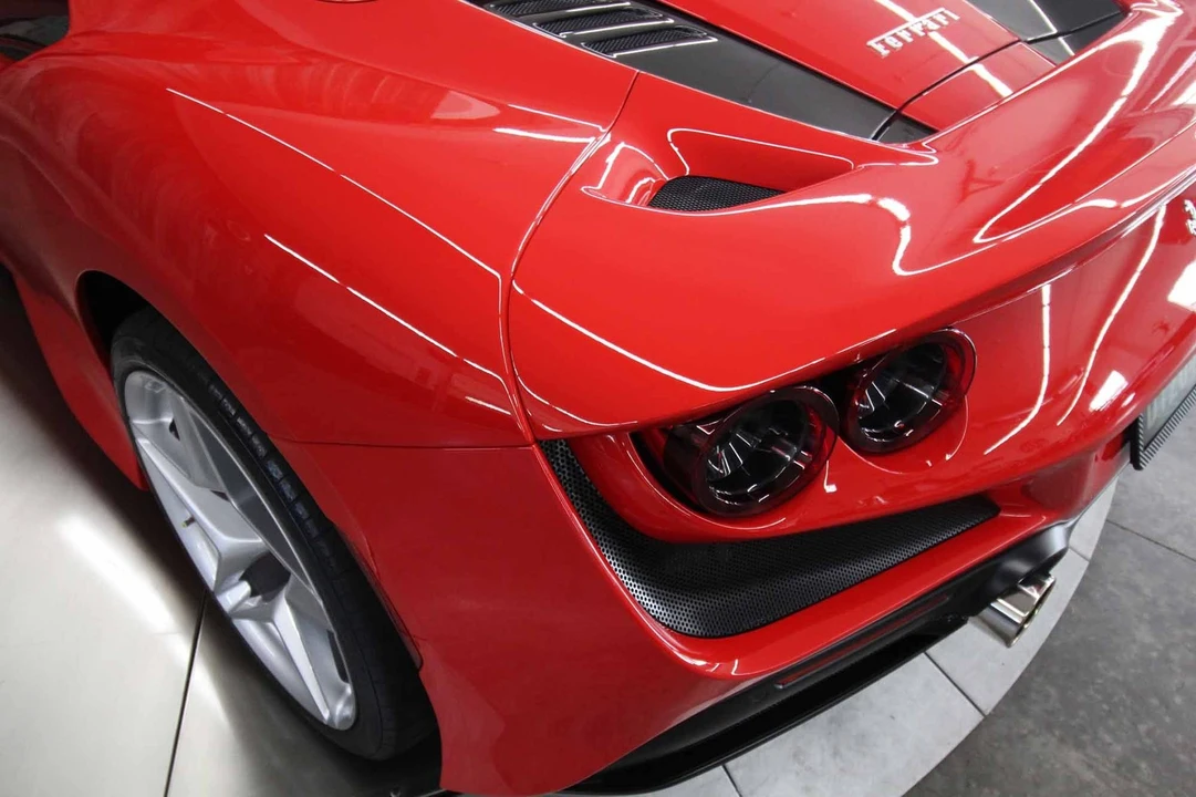 2022 Ferrari F8 Spider - Image 17 of 21