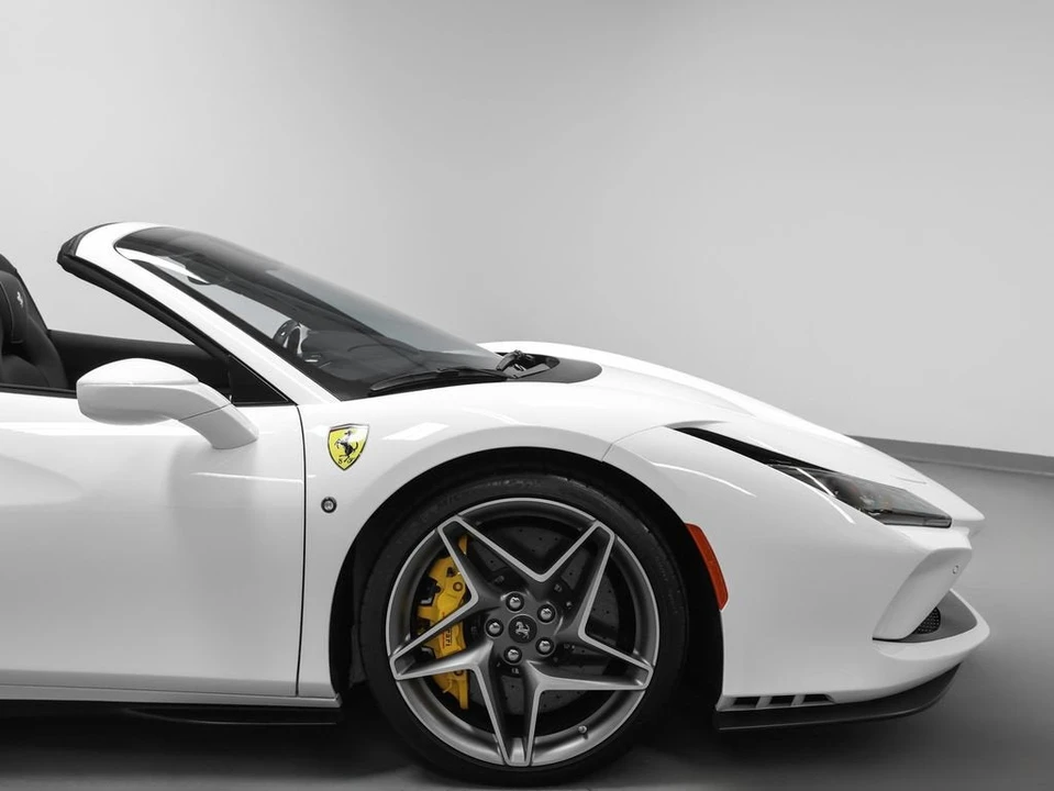 2022 Ferrari F8 Spider - Image 9 of 31