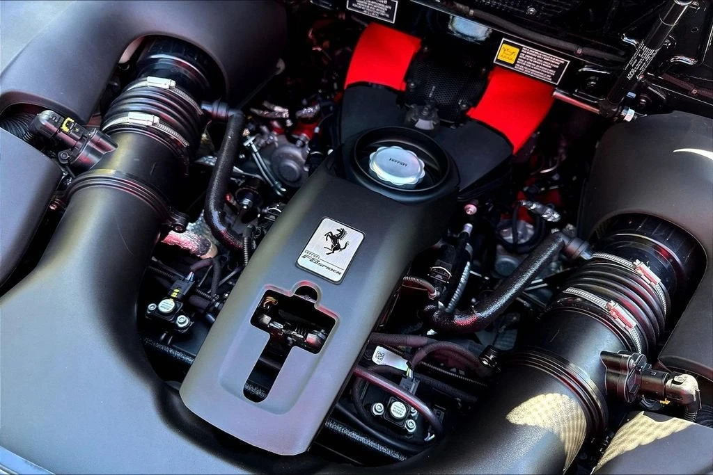 2022 Ferrari F8 Spider - Image 25 of 30