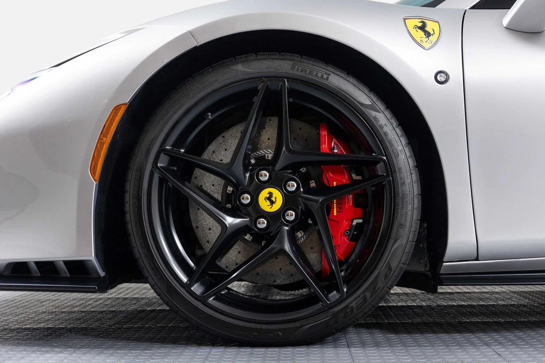 2022 Ferrari F8 Spider - Image 23 of 31
