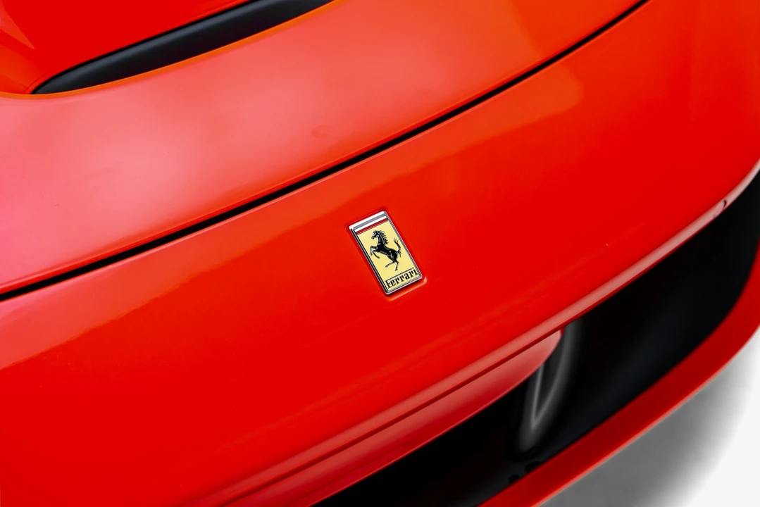2022 Ferrari F8 Spider - Image 28 of 31