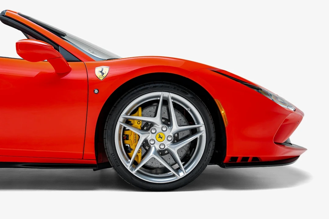 2022 Ferrari F8 Spider - Image 22 of 31