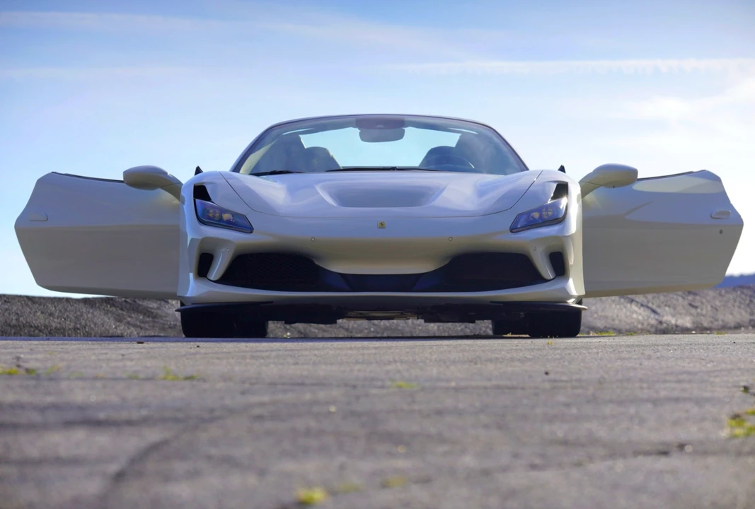 2022 Ferrari F8 Spider - Image 7 of 31