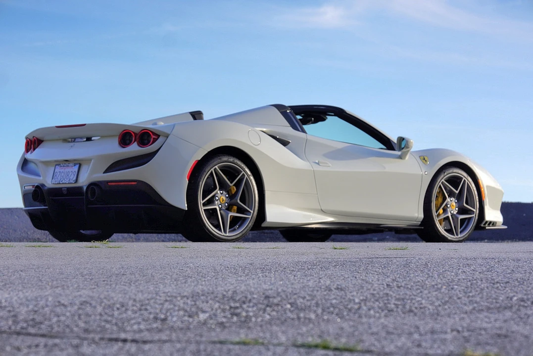 2022 Ferrari F8 Spider - Image 23 of 31