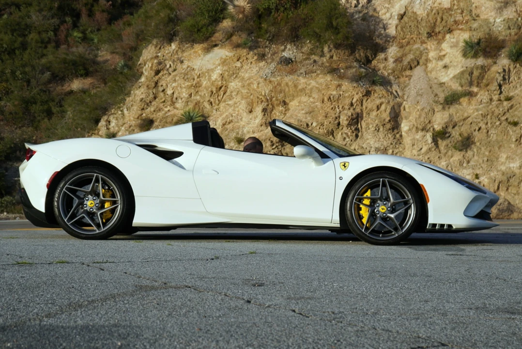 2022 Ferrari F8 Spider - Image 21 of 31