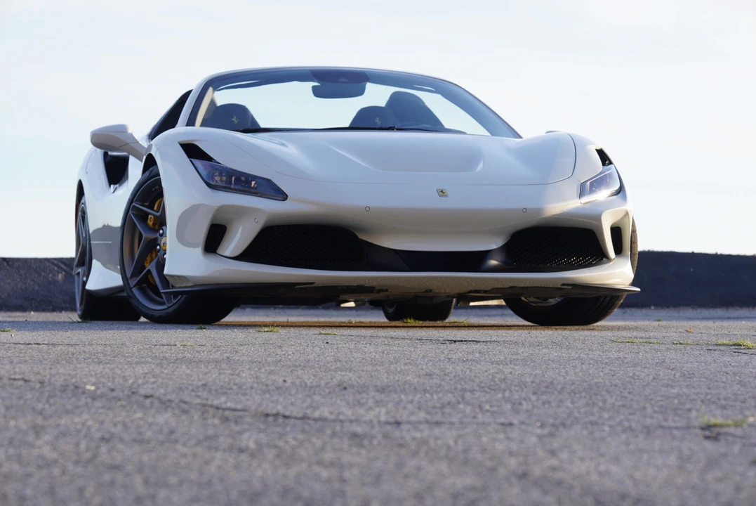 2022 Ferrari F8 Spider - Image 14 of 31
