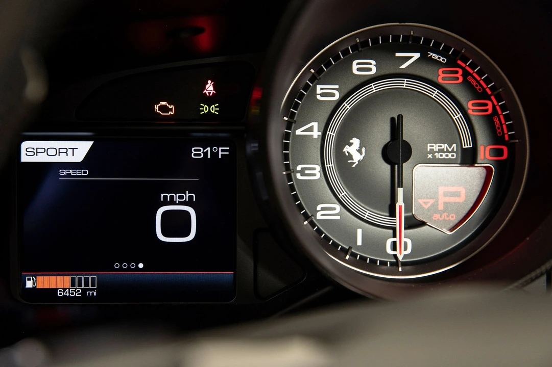 2022 Ferrari F8 Spider - Image 12 of 31