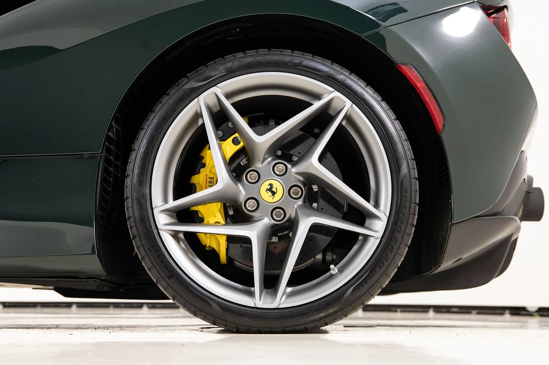 2022 Ferrari F8 Spider - Image 16 of 31