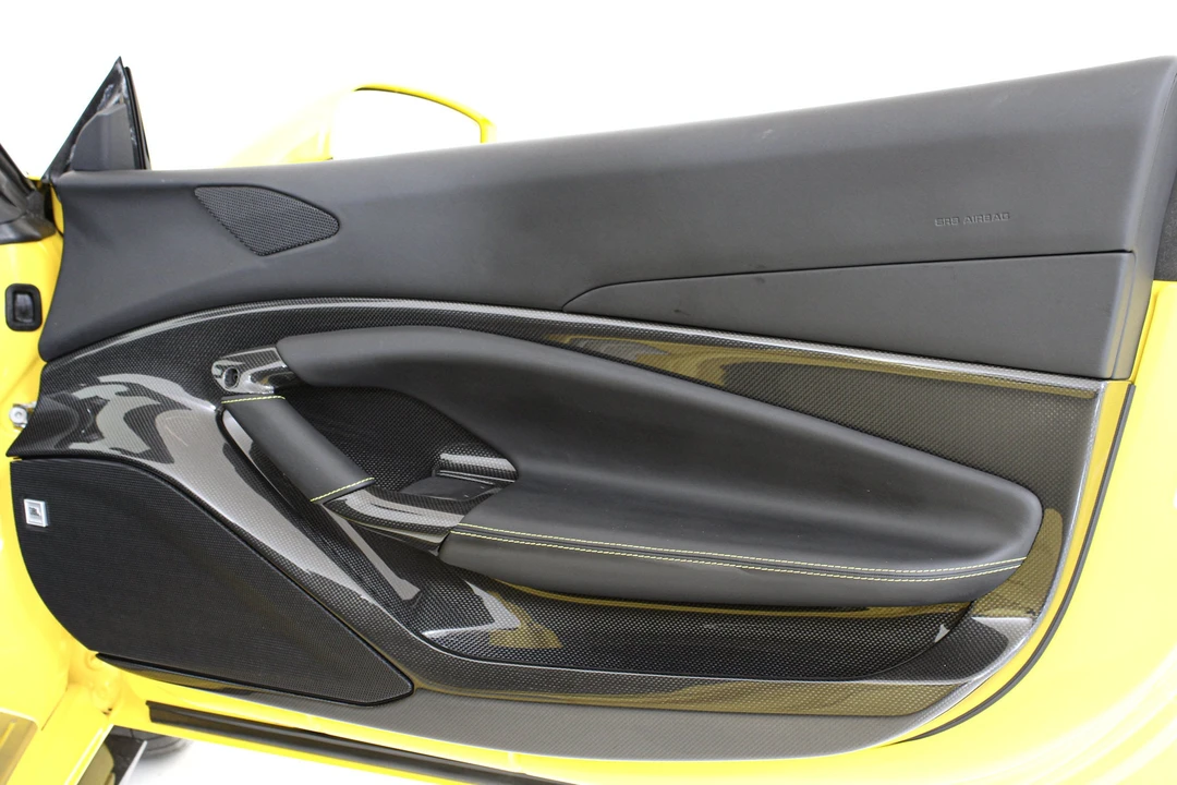 2022 Ferrari F8 Spider - Image 29 of 31