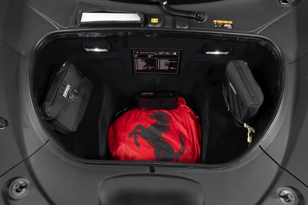 2022 Ferrari F8 Spider - Image 25 of 31