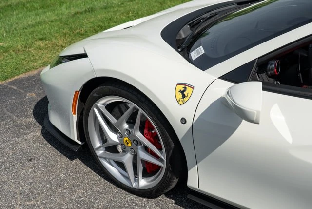 2022 Ferrari F8 Spider - Image 20 of 31