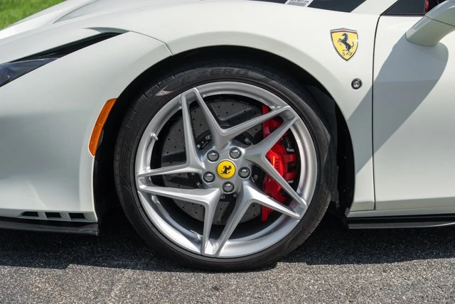 2022 Ferrari F8 Spider - Image 10 of 31