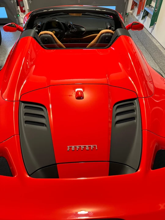 2022 Ferrari F8 Spider - Image 24 of 31