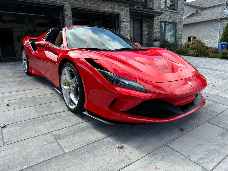 2022 Ferrari F8 Spider - Image 12 of 31