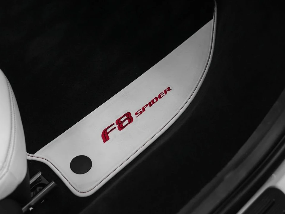 2022 Ferrari F8 Spider - Image 22 of 31