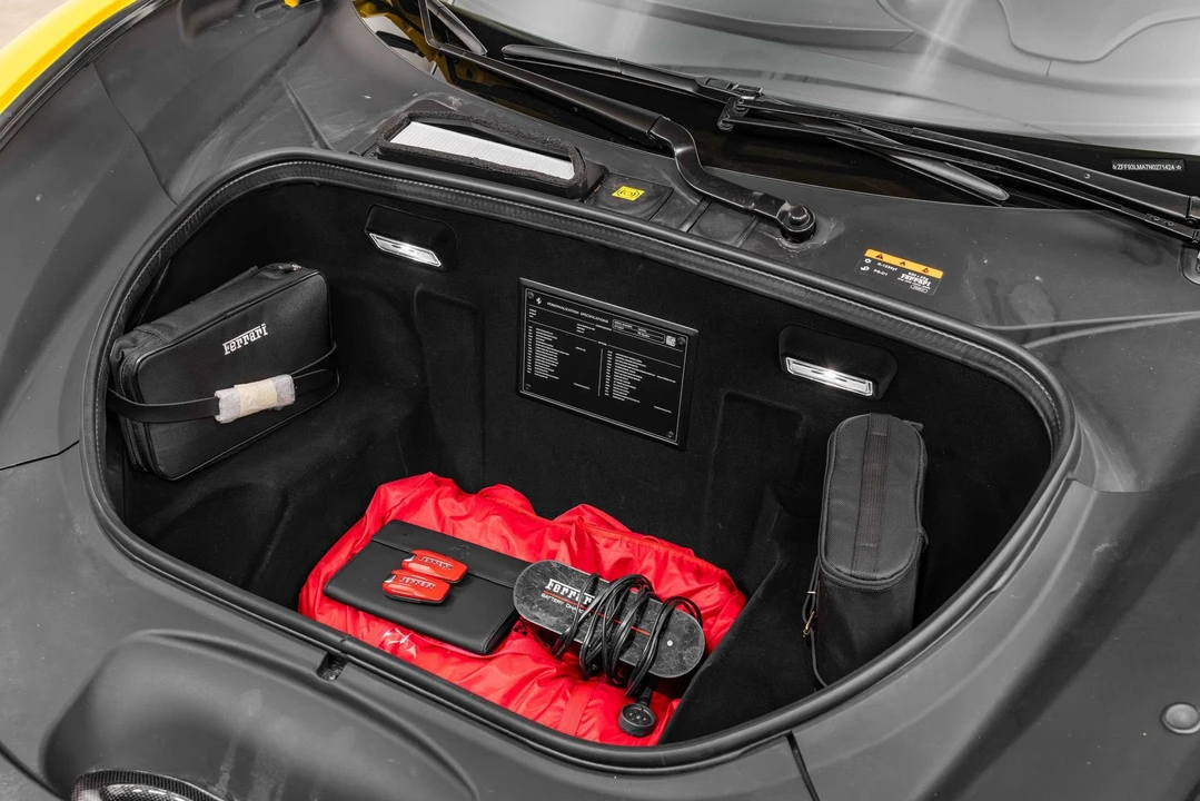 2022 Ferrari F8 Spider - Image 23 of 31