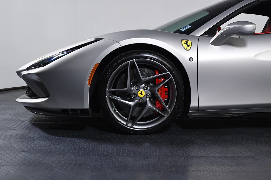 2022 Ferrari F8 Spider - Image 27 of 28