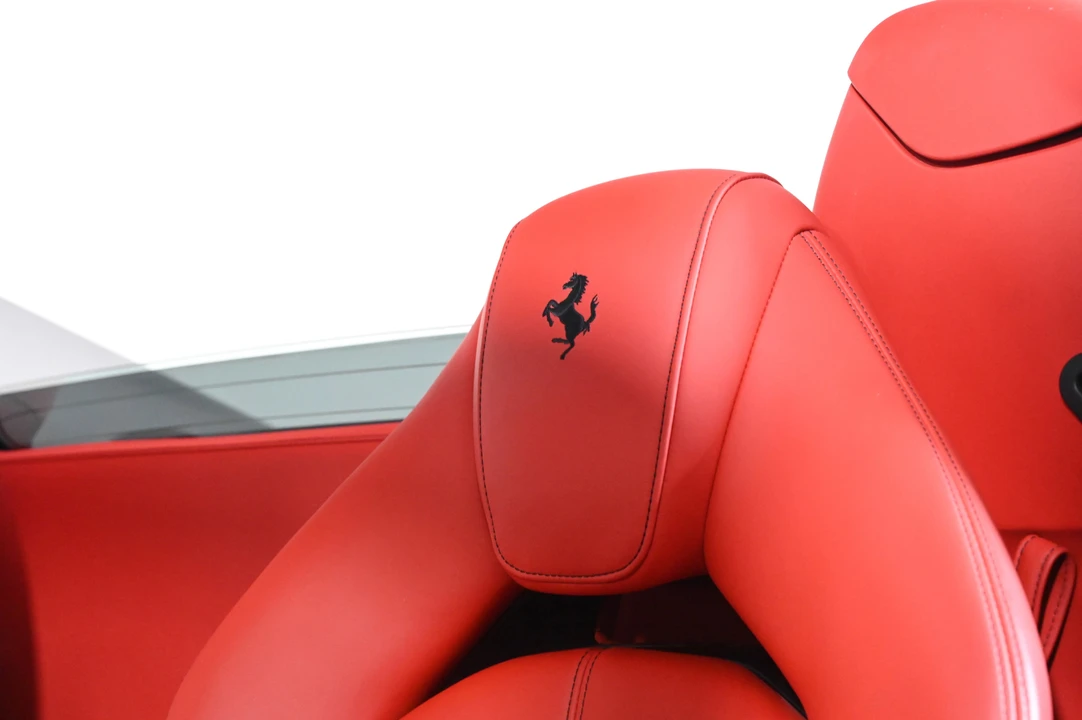 2022 Ferrari F8 Spider - Image 19 of 28
