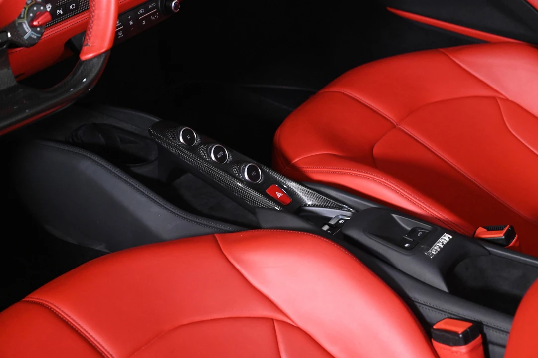 2022 Ferrari F8 Spider - Image 16 of 28