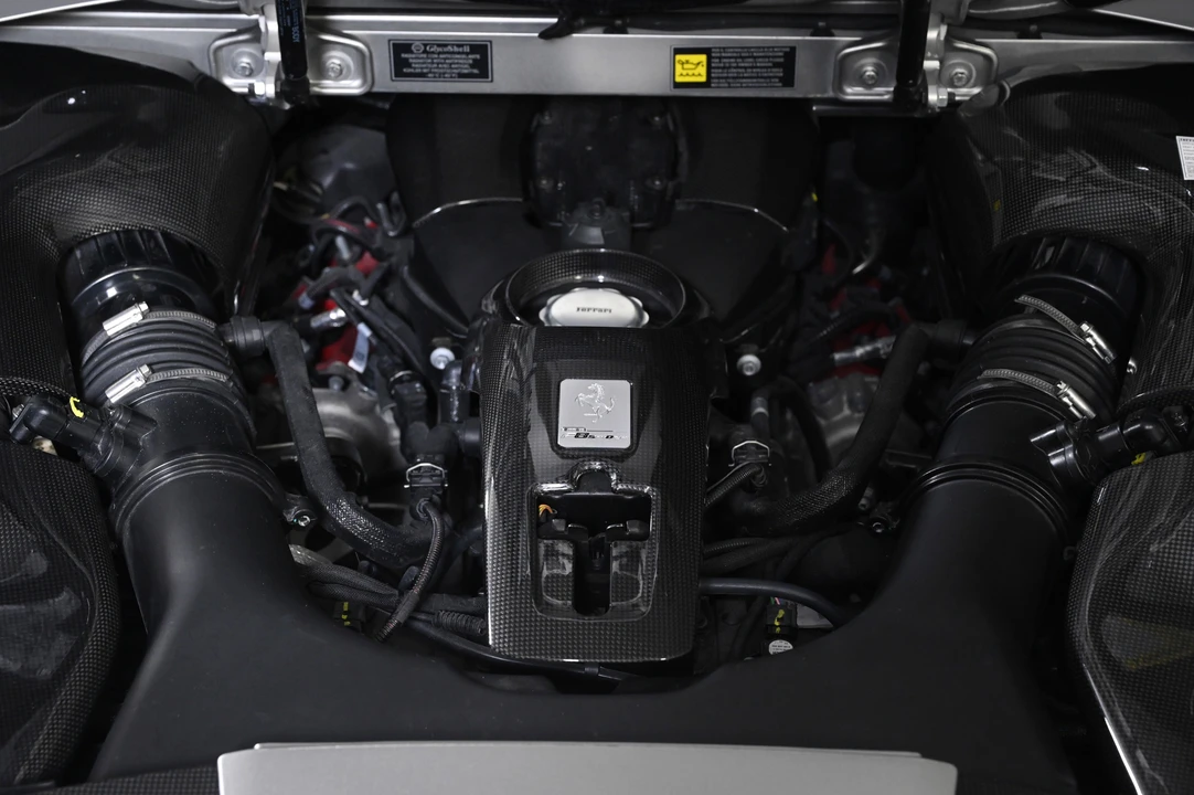 2022 Ferrari F8 Spider - Image 5 of 28