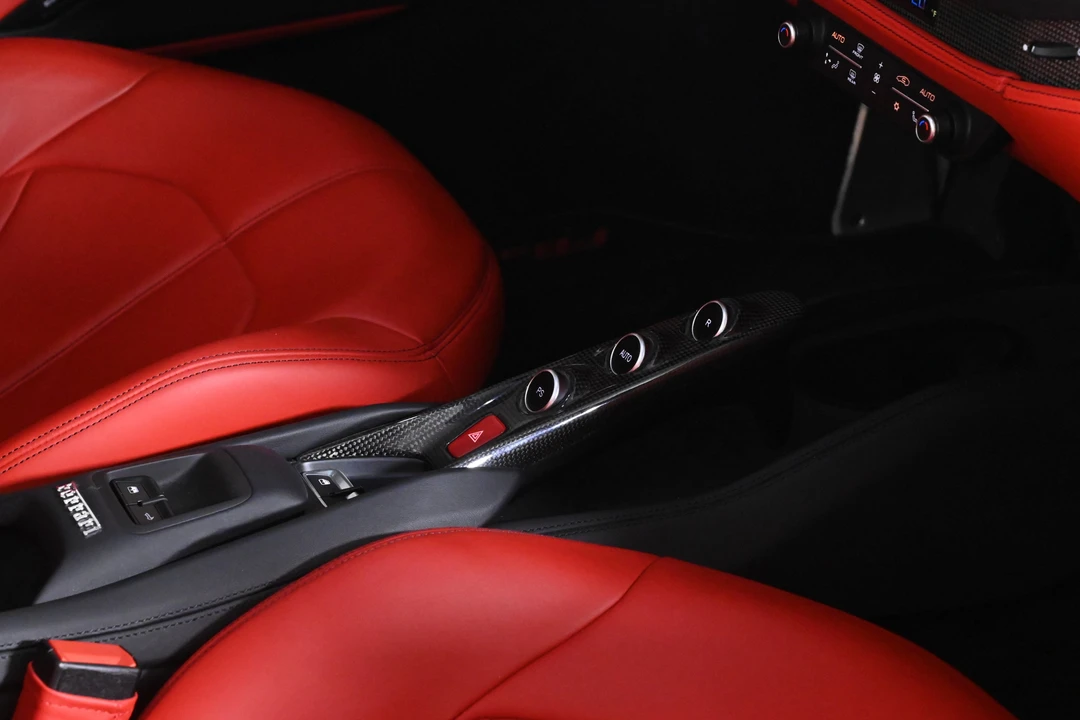 2022 Ferrari F8 Spider - Image 23 of 28