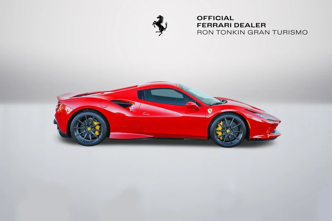 2022 Ferrari F8 Spider - Image 14 of 31